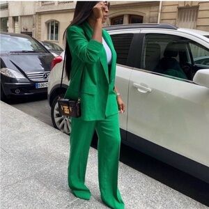 Zara Women's Green Linen Blazer